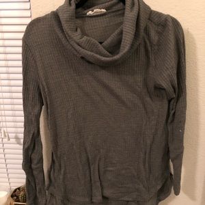 Gray waffle knit shirt